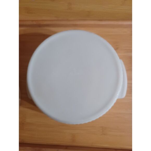 Vintage Anchor Hocking Fire King Oven 2 QT White Ribbed Casserole Dish Bowl - Picture 4 of 10